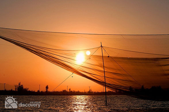 Sunset in Tra Nhieu Village in Hoi An - Day trip from Hoian