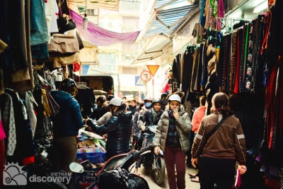 Gia Ngu Street - Hanoi Old Quarter Tour