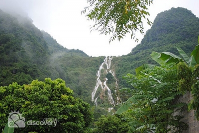 Dau Dang Waterfall in Ba Be National Park - Travel in Vietnam