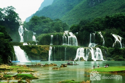 Magnificent scenery of Ban Gioc Waterfall - Vietnam Northern tour