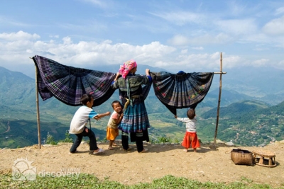 Ethnic people in Sapa - Vietnam Sapa tour