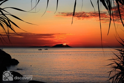 The majestic sunset in Nha Trang Bay