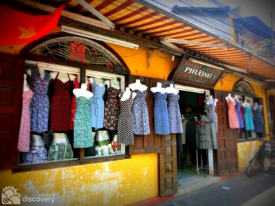 Tailor shop in Hoi An Ancient Town - walking tour