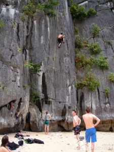 Rock climbing Cat Ba Islands - day tours from Hanoi