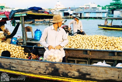 Cai Rang Floating market 1- Mekong delta tour 1