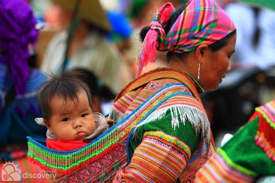 Flower Hmong Vietnamese ethnic - Sapa day tours