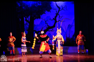Tuong singing performance Vietnamese traditional operas - Vietnam culture tour