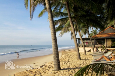 Front beach resort in Mui Ne - Vietnam beach holidays