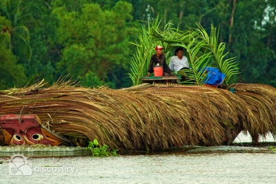 Along Saigon River by speedboat - Cu Chi Tunnels half day tour