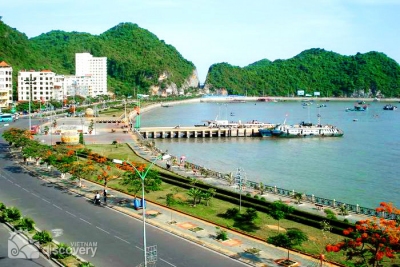 A modern corner of Cat Ba Island - Halong tours