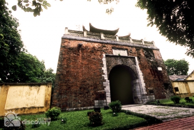 Thang Long Imperial Citadel in Hanoi - Hanoi city tour