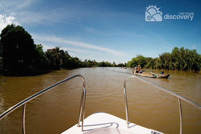 Mekong Delta Vietnam ??? Authentic Experience by Speedboat